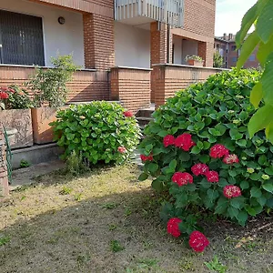 milano-linate-airport-apartment.it-lombardy.com/